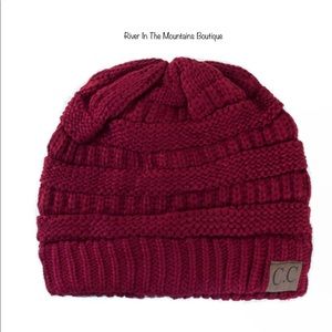 NWT! C.C Knitted Thread Beanie! “Maroon”